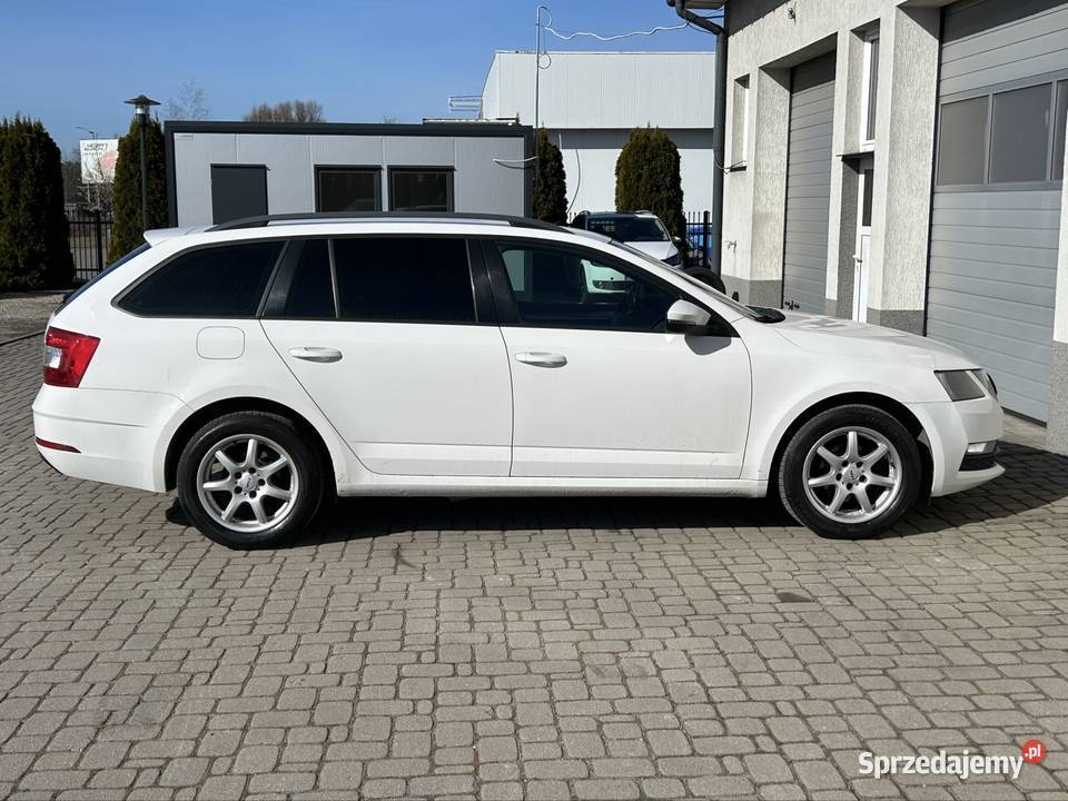 SKODA OCTAVIA 16TDI 115 SALON POLSKA SERWIS FV23 Rok produkcji 2019