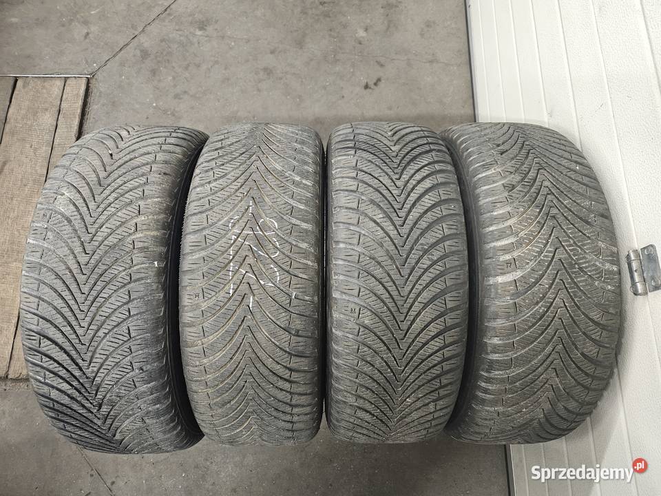 4 22545 R18 95W Kumho Solus 4S HA32 2022r 6mm Samochodowe Katowice
