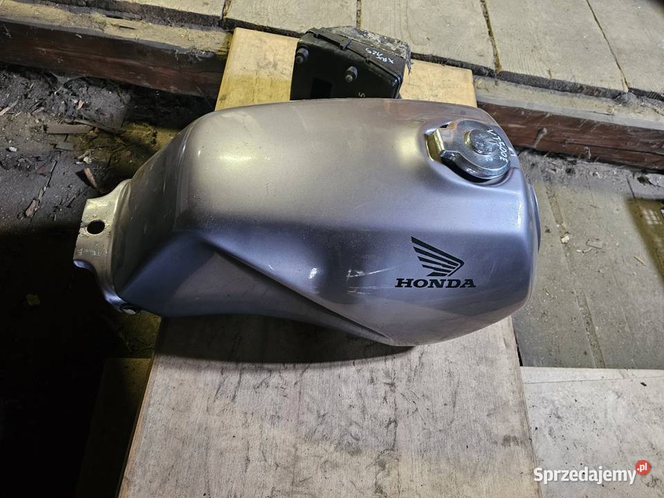 Honda VT 500 e zbiornik bak paliwa vt500 500e