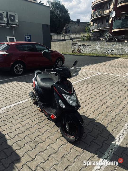 SKUTER ZNEN VIVO nieuszkodzony Łódź