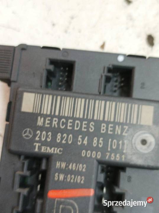MODUŁ DRZWI PRAWY 2038205485 MercedesBenz Cklasa świętokrzyskie