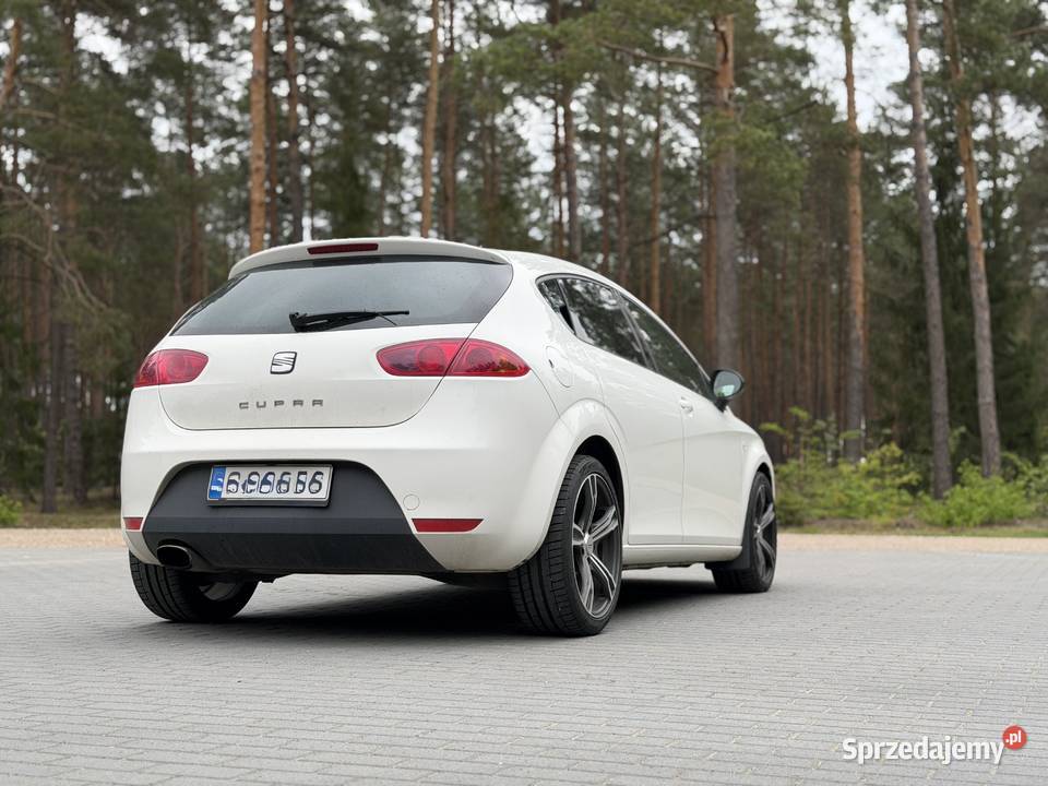 Seat Leon CUPRA 20 benzyna 240 2009r lift 18 biały Kadzidło