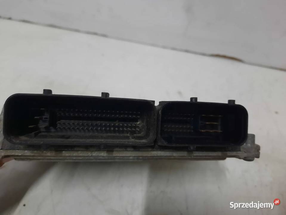 SKODA FABIA 14 B STEROWNIK SILNIKA 047906033D osobowe Czujniki i sterowniki