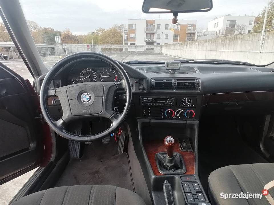 BMW e34 520i polift klima Hiszpania mały welurowa tapicerka Warszawa