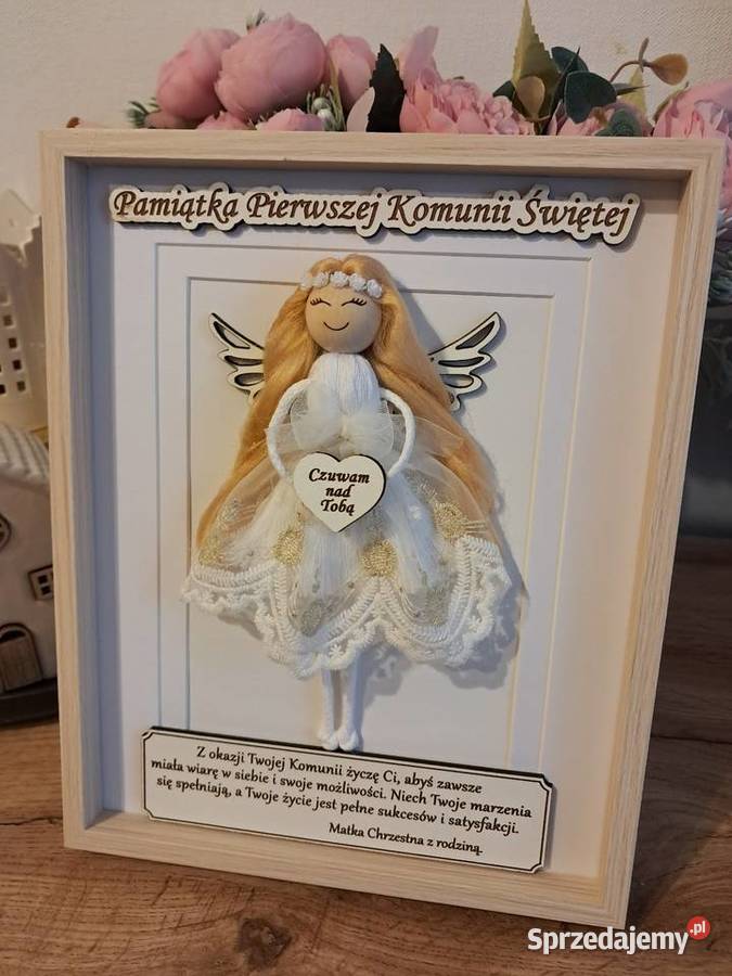 Pamiątka Pierwszej komunii świętej dziewczynki