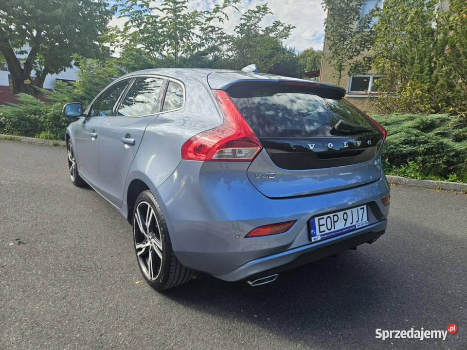 Volvo V40 II 2012