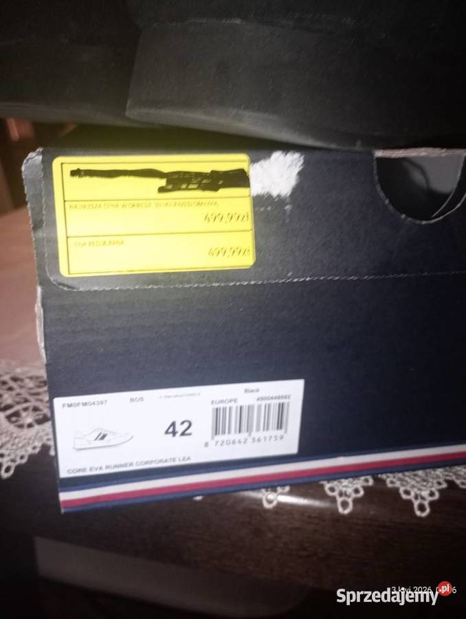 Buty nowe Tommy Obuwie mazowieckie Warszawa