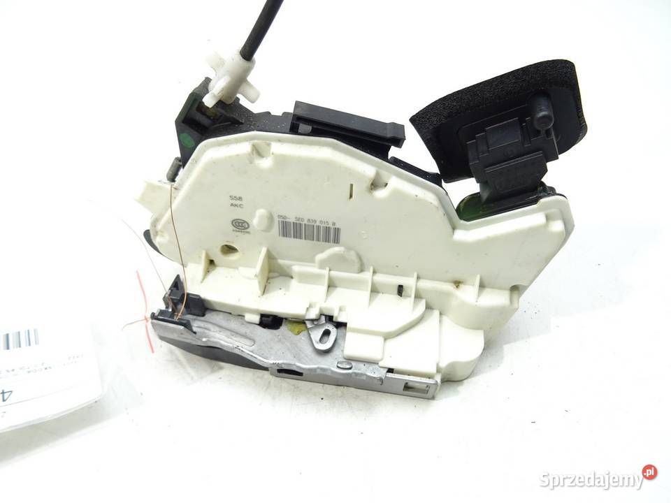 ZAMEK TYŁ LEWY SKODA OCTAVIA III Kombi
