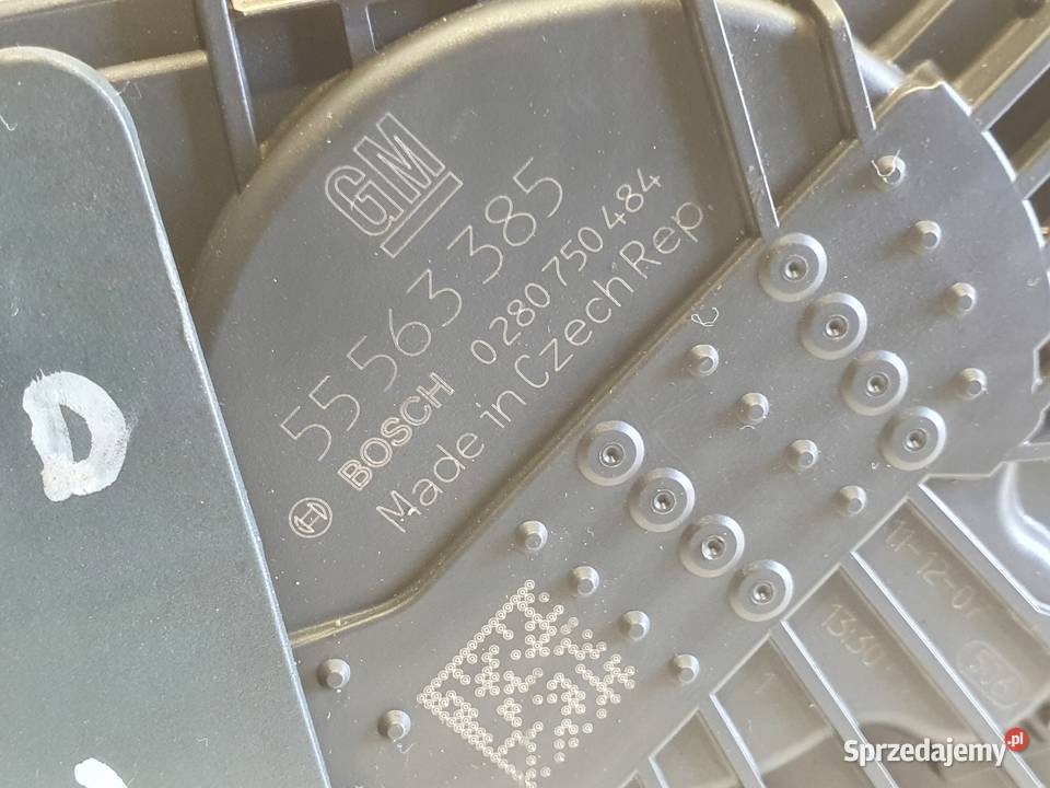 Opel Corsa D 10 12V PRZEPUSTNICA 55563385 osobowe Przepustnice Janów