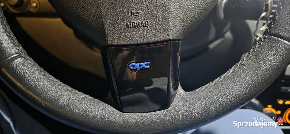 Opel Astra GTC 16 nawigacja bluetooth PDC 1600cm3 Chełmno