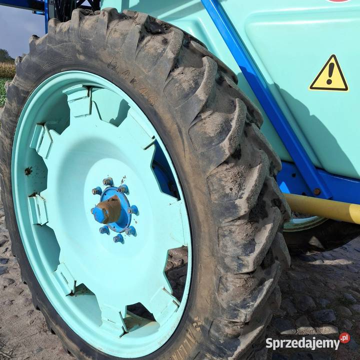 Opryskiwacz Berthoud Mack 3200l 282724m 7 sekcji kujawsko-pomorskie Strzelno