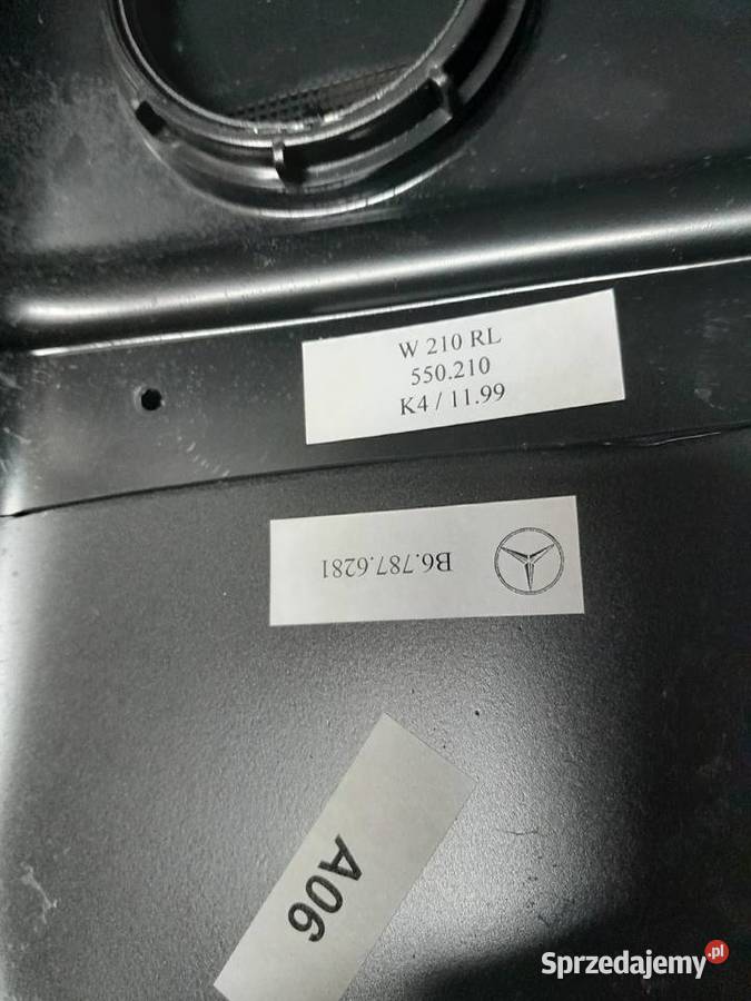 Mercedes W210 uchwyt na telefon B67876281 kuda