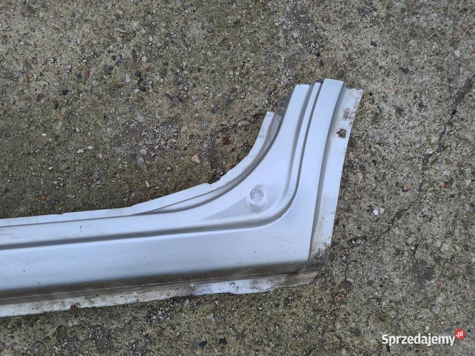 Suzuki Ignis FH próg progi element srebrny osobowe Legnica