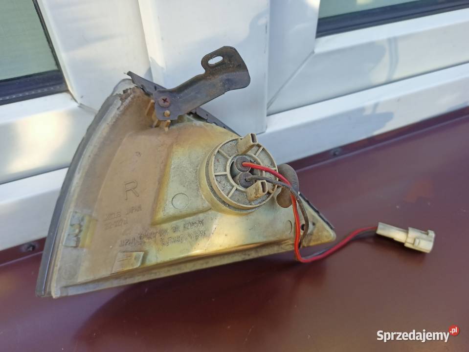 Suzuki Swift MK2 II lampa pozycyjna prawa Części samochodowe Sieradz