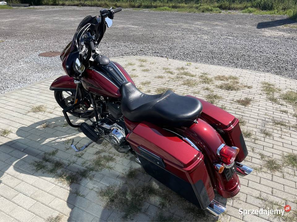 Harley Davidson FLHX Street Glide 39162km Mikołajowice