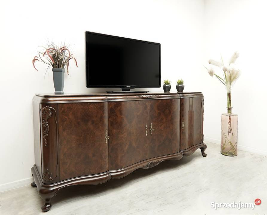 Antyczna komoda z początku XXw profesjonalnej Jerka