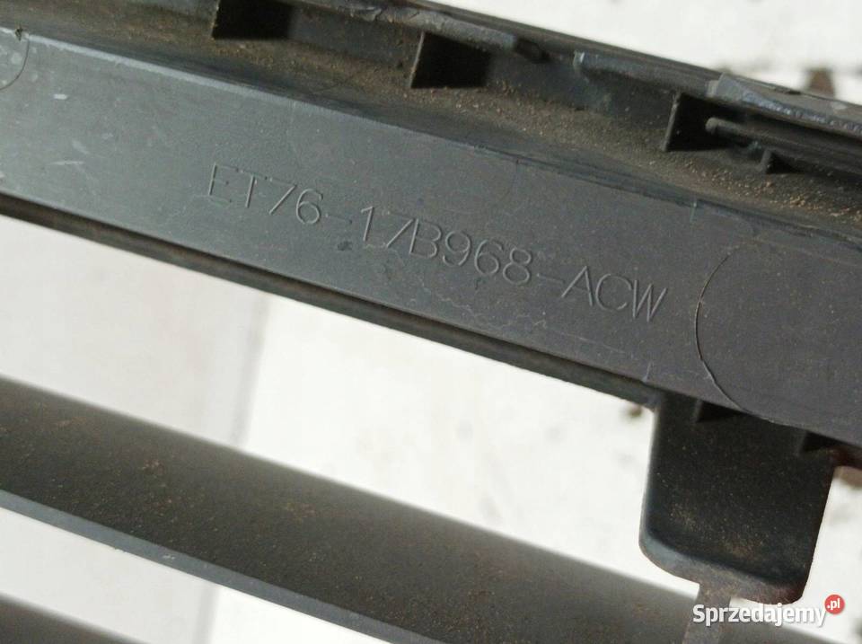 KRATKA ZDERZAKA PRZÓD ŚRODKOWA ET7617B968ACW