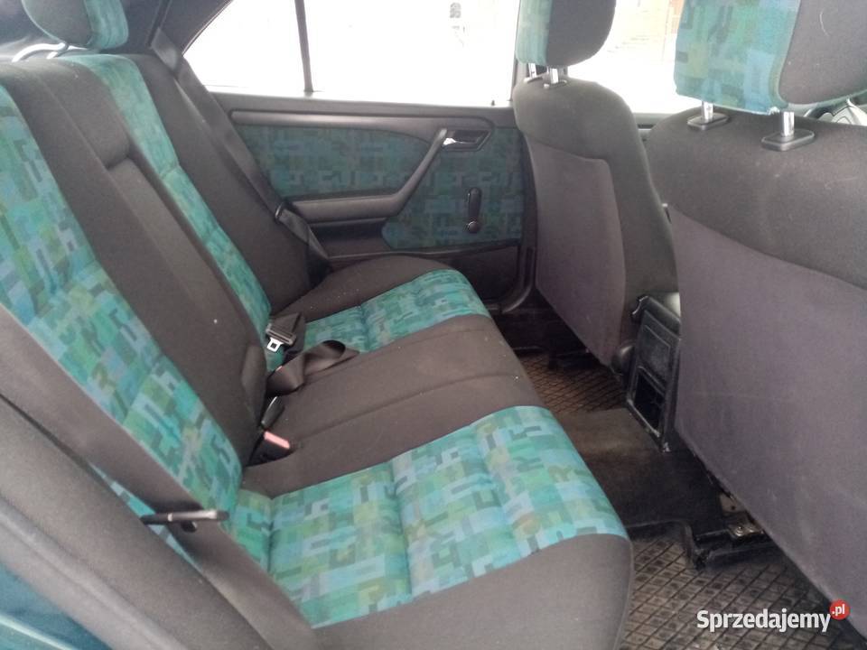 Mercedes C180 KLASYK Unisław sprzedam