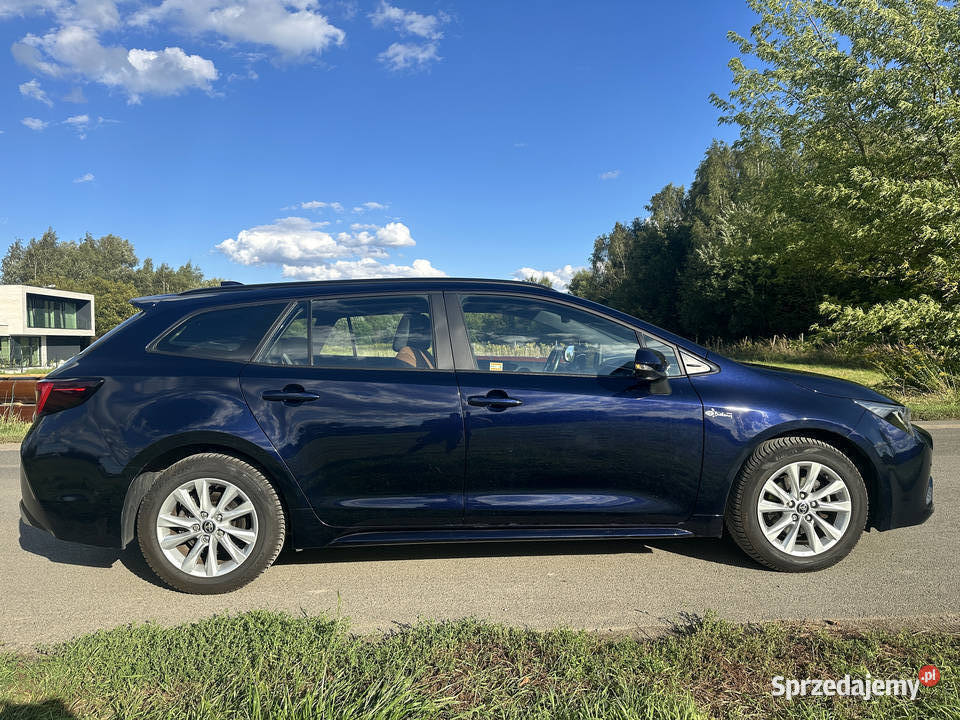 Toyota Corolla TECH 140 Salon
