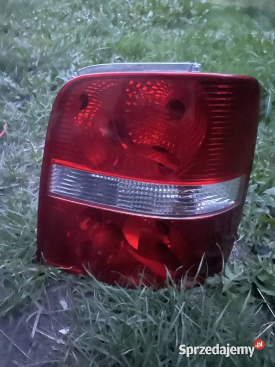 Lampa tylna lewa w błotnik VW Touran I 0306 Radomsko