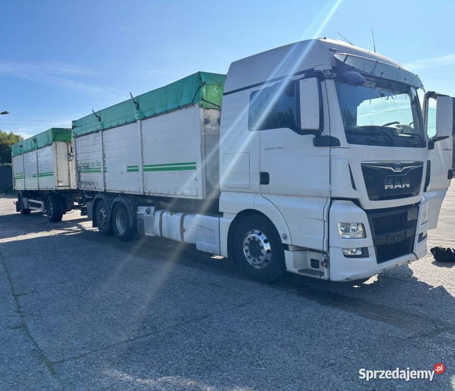 Wywrotka z dmuchawa z wydmuchem paszy sruty Warszawa