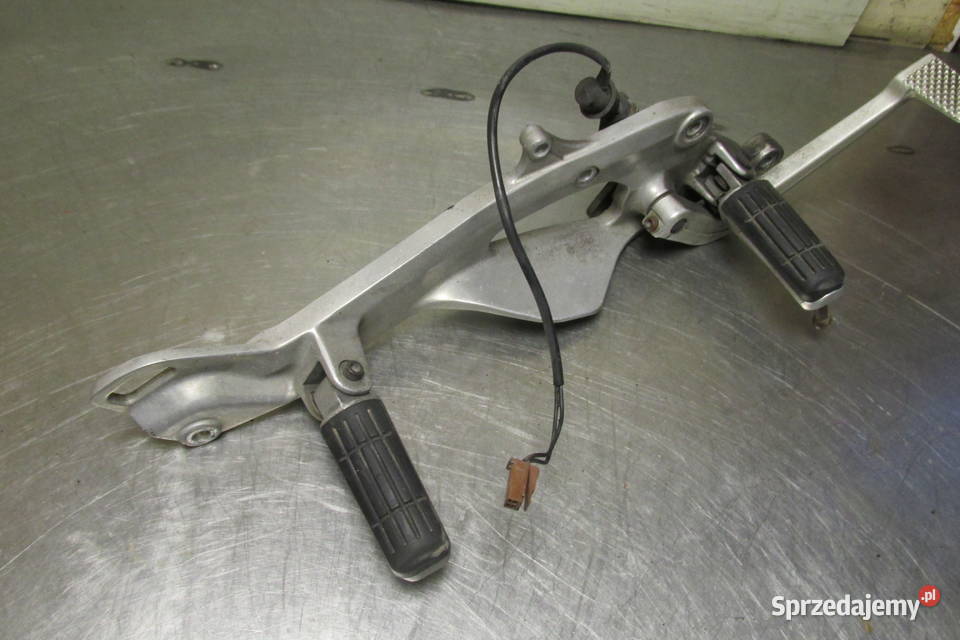 Prawy set podnóżki Yamaha TDM 900 92r Sandomierz