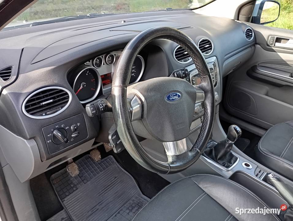 Ford Focus 16 TDCI Ghia 2009 Diesel 109 przebieg relingi dachowe Kraków