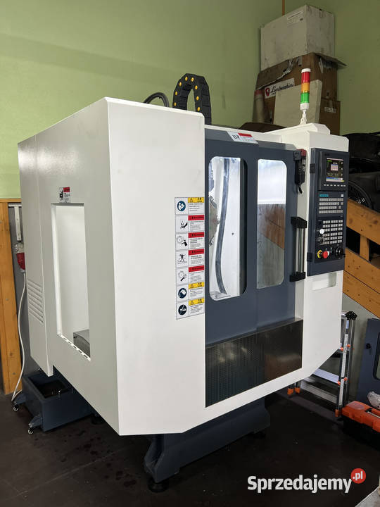 Centrum obróbkowe CNC wiertarko gwinciarka CNC