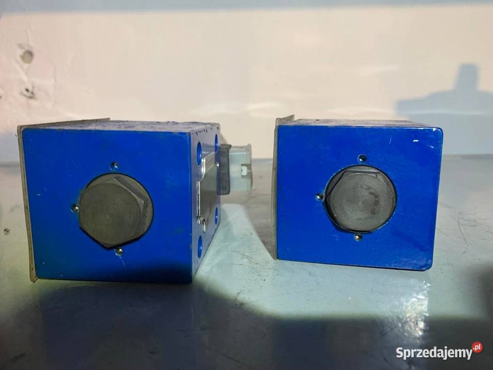 Rexroth 4WE10 Y33CG24N9K4 Hydraulic Valve Warszawa