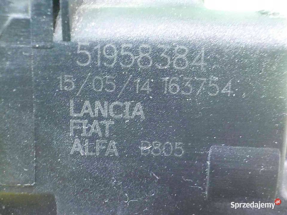 FIAT 500L 14 B 14r 5D zamek klapy tyl 51958384 osobowe Suków