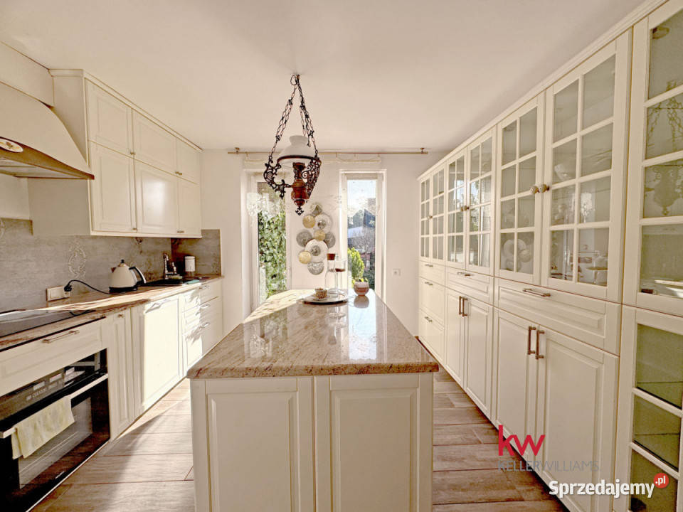 sprzedaży domu wolnostojącego 280m2 Janów 4285zł/m2