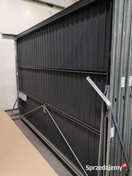 Brama garażowa uchylna 3000x2100 antracyt brąz Gdów