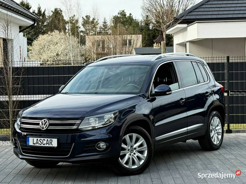 Volkswagen Tiguan 14 125 Lounge Navi Kamera światła do jazdy dziennej Radom