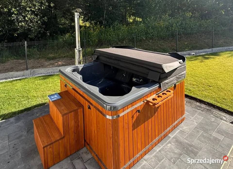 jacuzzi AKRYLOWE Przeworsk