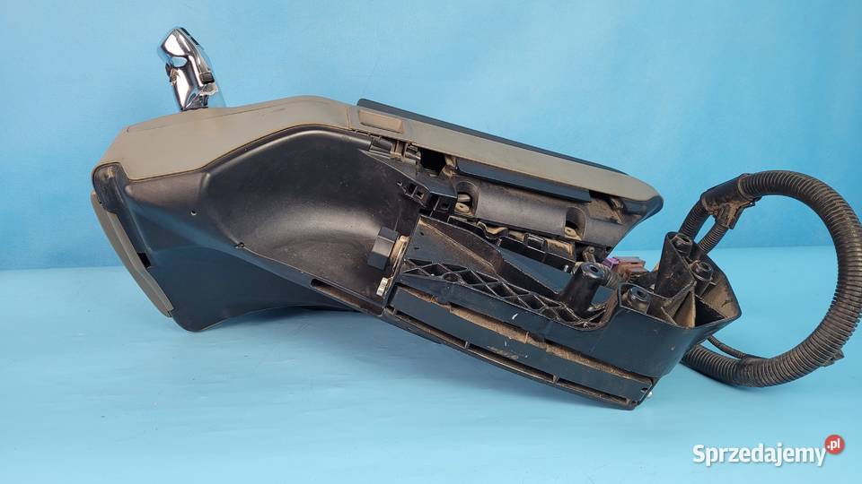 CASE IH PUMA 145 12r PODŁOKIETNIK PANEL sprzedam