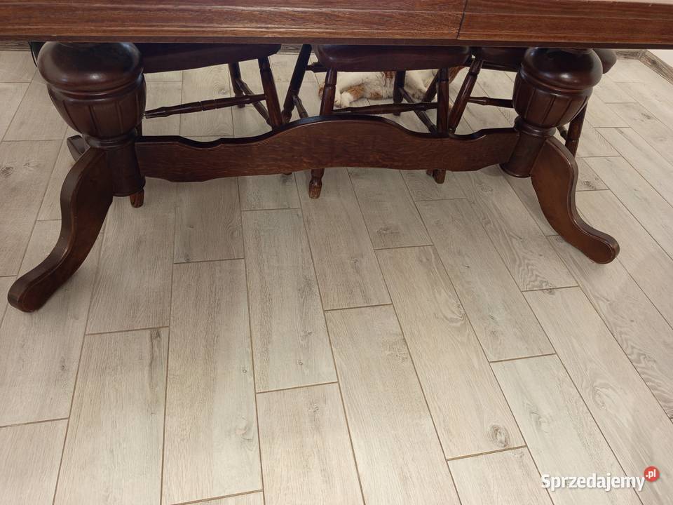 Sól z krzesłami lubelskie