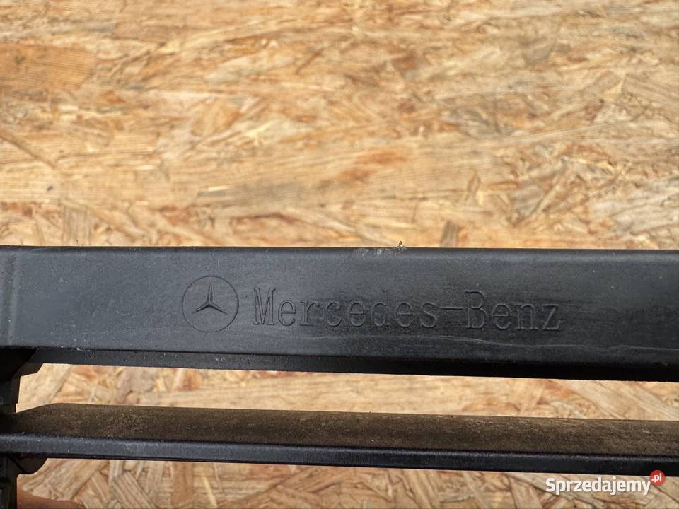 Żaluzja roleta wlot powietrza MercedesBenz W223 Części montażowe Sieraków