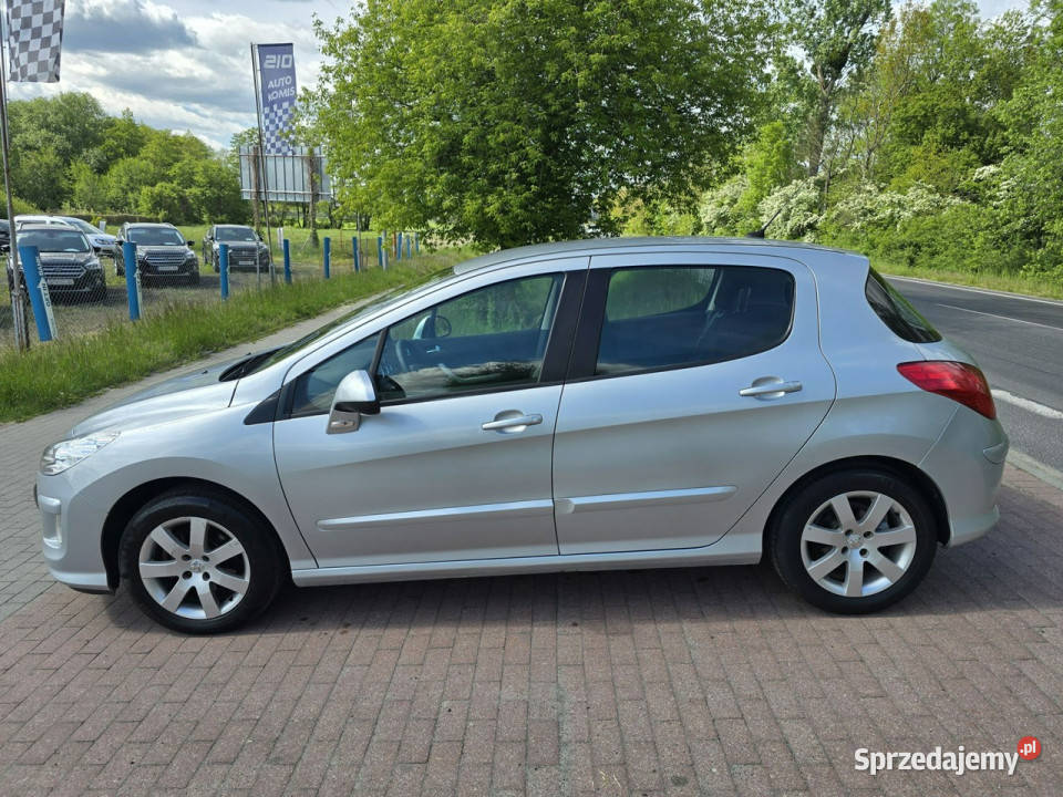 Peugeot 308 Peugeot 308 16V benzyna z niskim Motoryzacja wielkopolskie Cielcza