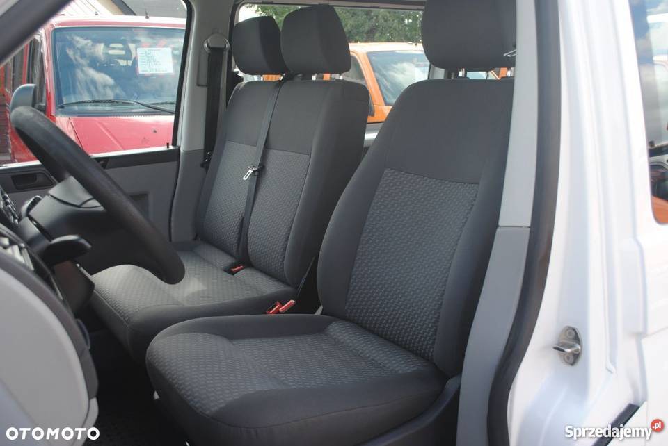 Volkswagen Transporter Lift 2010 Osobowy CD