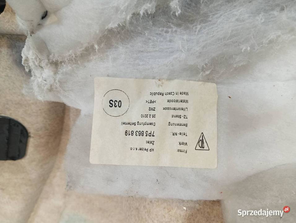 TAPICERKA BOCZEK BAGAŻNIKA LEWY TYŁ 7P 7P5863819 świętokrzyskie sprzedam