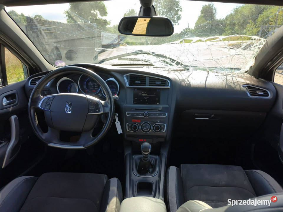 Citroen DS4 12 benzyna 130 fajny przebieg DS4 Kęty