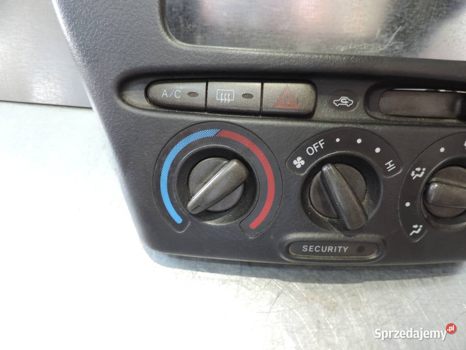 PANEL NAWIEWU KLIMATYZACJI TOYOTA YARIS I małopolskie Nowy Sącz