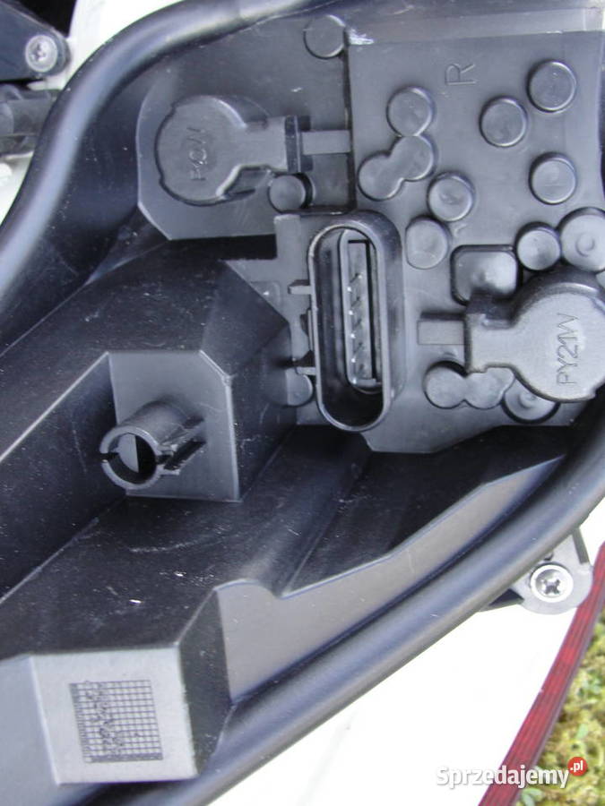 LAMPA TYŁ OPEL INSIGNIA A LIFTBACK PRAWY TYŁ Dąbrowa