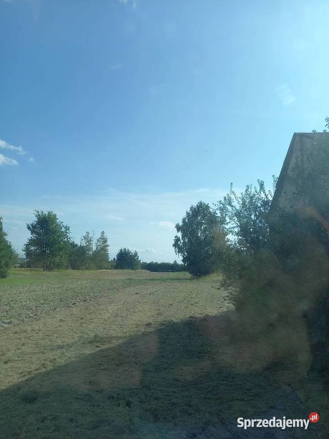 Koszenie trawy nieużytków ugorów zarośli Trojanów