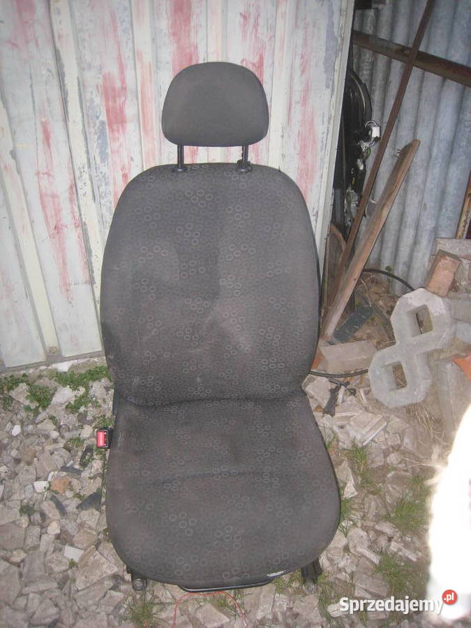 Fotel lewy kierowcy Toyota Yaris I 9906 3 drzwi Kraków