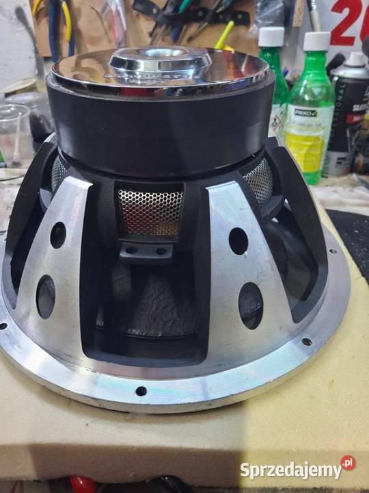 Głośnik basowy hifonics 1000watt Głośniki sprzedam