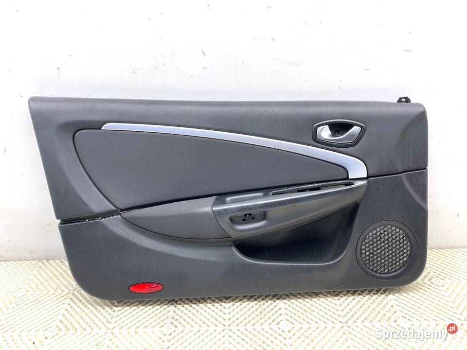BOCZEK DRZWI LEWY PRZÓD RENAULT MEGANE III