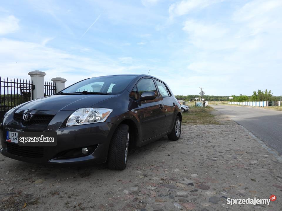 TOYOTA Auris 16 benzyna Radzyń Podlaski