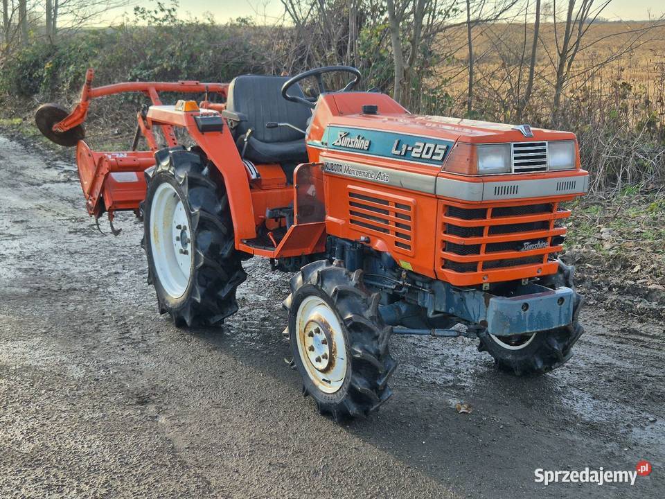 Traktorek traktor KUBOTA L1205D 20 44 Małuszyn sprzedam