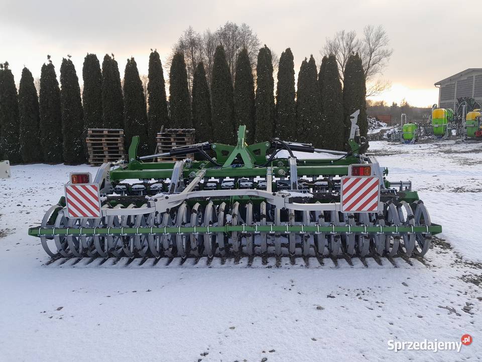 Brona kompaktowa popokazowa Megatron S 4 m wielkopolskie Dąbie sprzedam